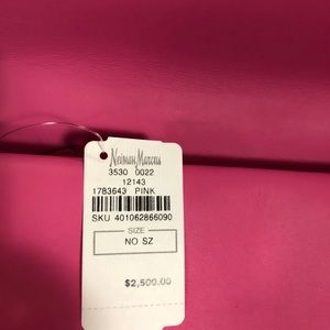 Gucci Bags - Gucci Dionysus Small Shoulder Bag Gucci Bags - Gucci Dionysus Small Shoulder Bag